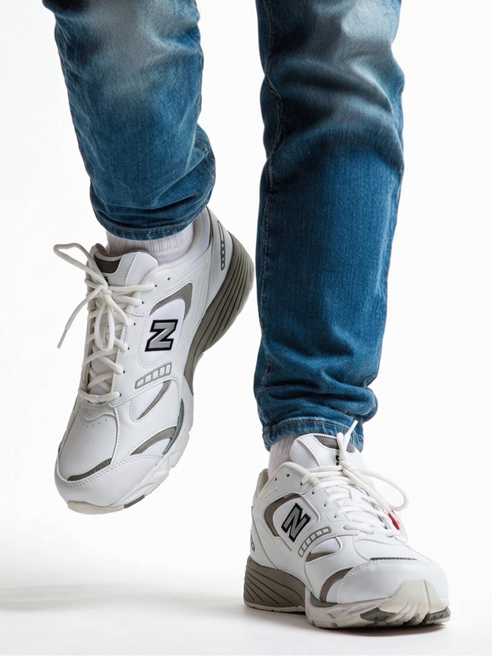 NWOB New Balance (12 4E) Leather Fit Walk Sneakers White w’ Grey Trim + Gift